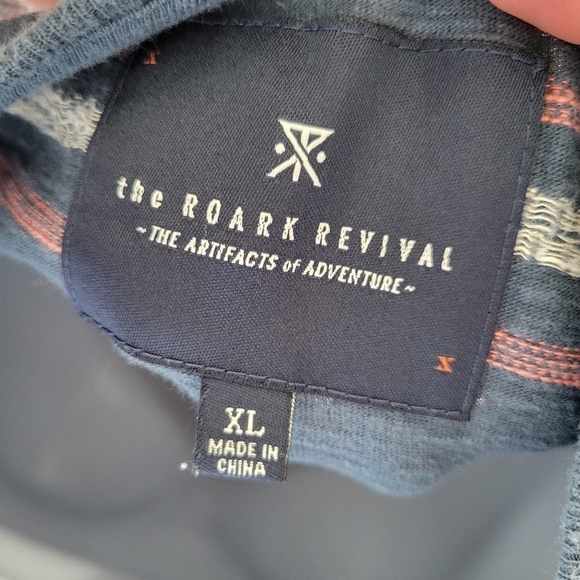 The Roark Revival Women's XL Short Sleeve T-shirt Dark Blue Pink White Pattern - Picture 7 of 8